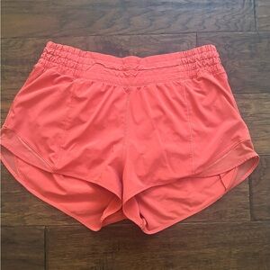 LULULEMON High waisted hotty hot short 2.5